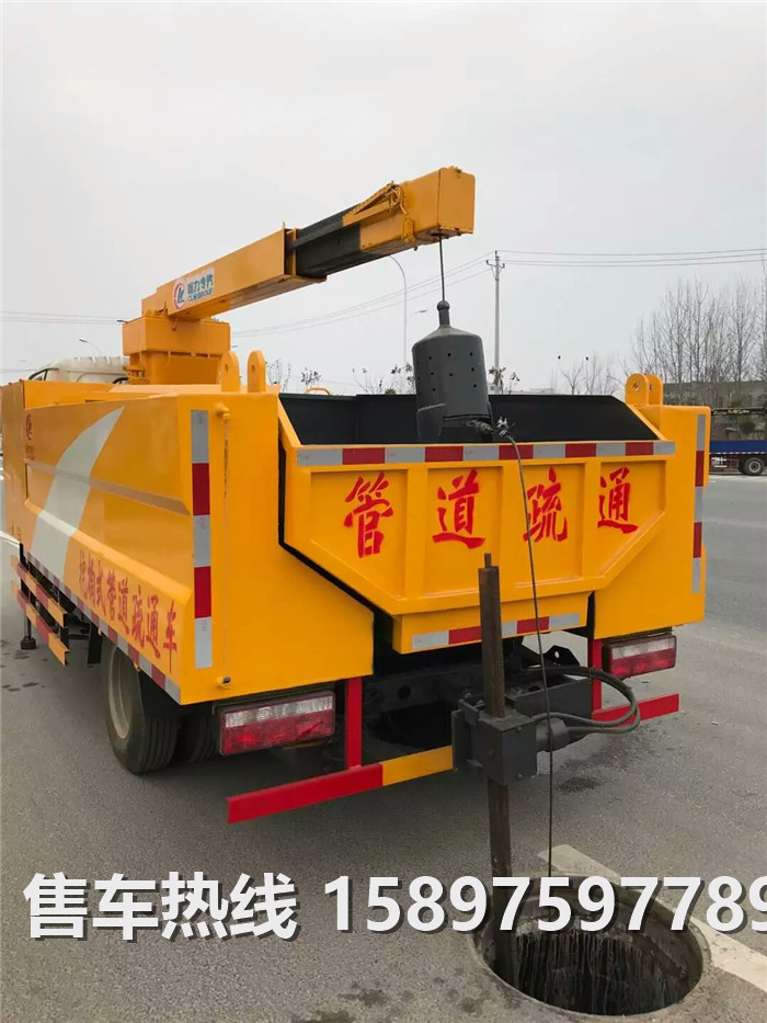 東風(fēng)多利卡挖掏式管道疏通車(chē)全方位技術(shù)參數(shù)解讀